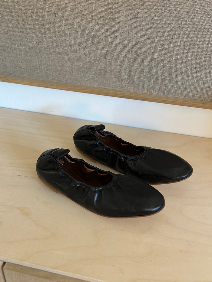 Anonymous Copenhagen - Mirelda Silky Lamb - Black