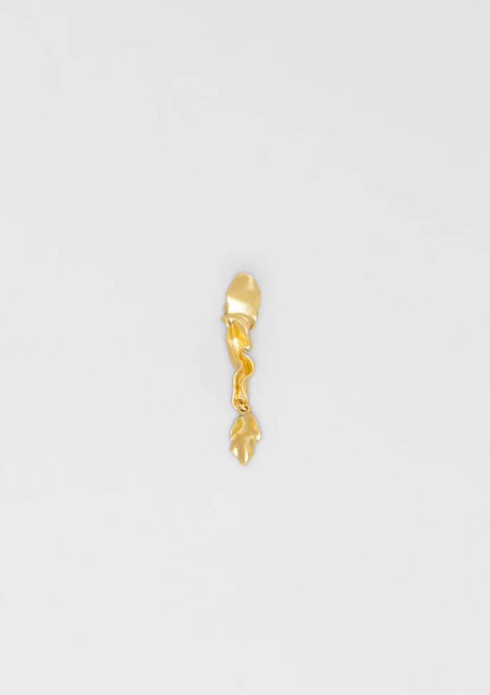 TRINE TUXEN - Puntarelle ørering - forgyldt