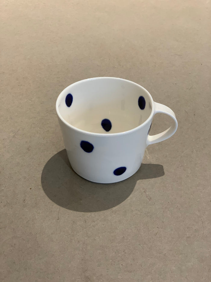 Ann Louise Roman - Kaffekop Blue Dots - Store Prikker