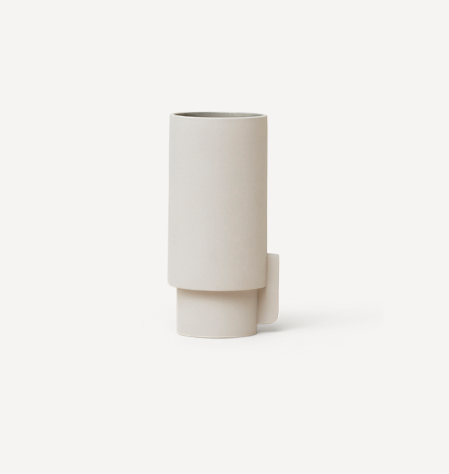 Form & Refine - Alcoa Vase - Stor