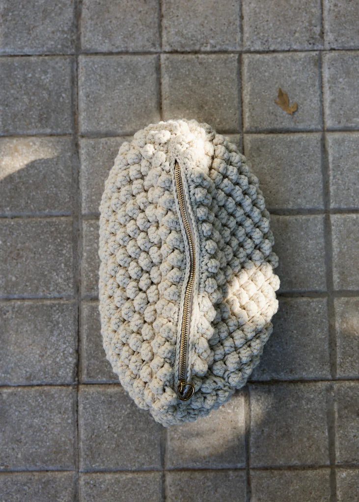 Aiayu - Linn Clutch - Pure Ecru