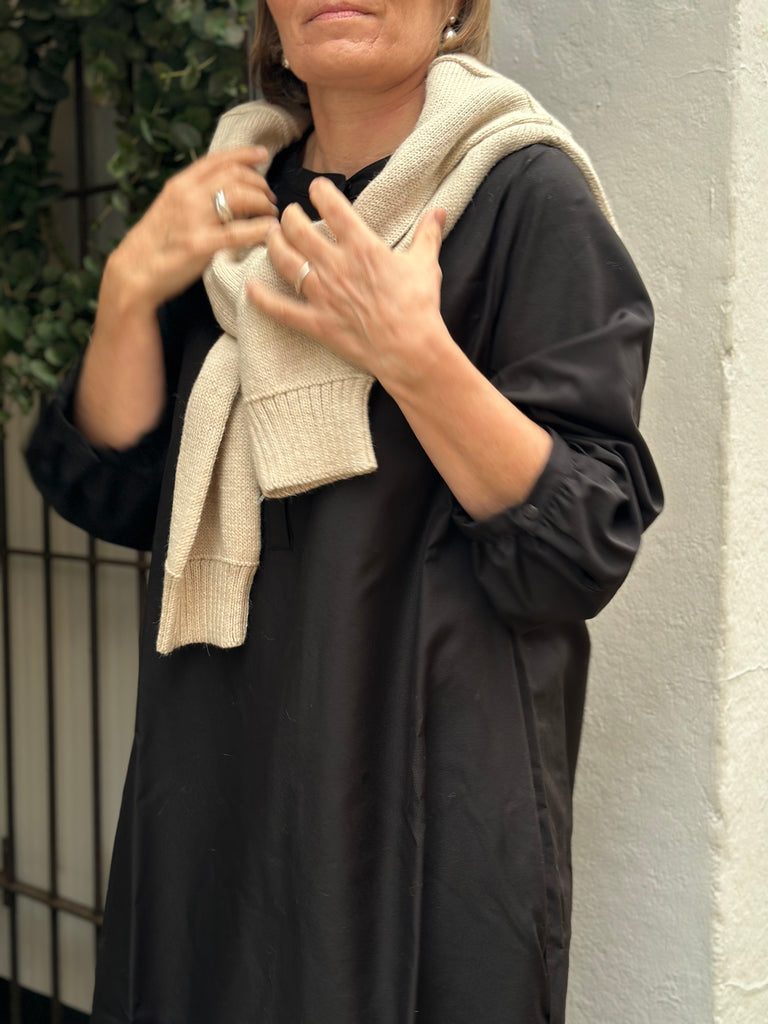 Frau - Madrid Elegant Wool Dress - Black