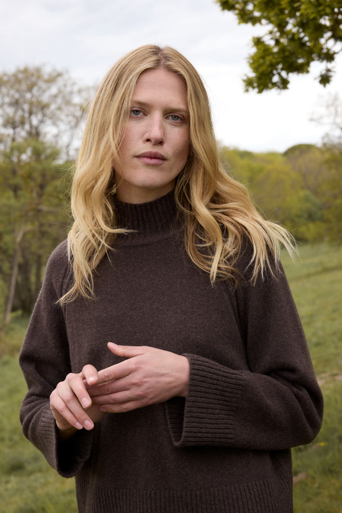 Sibin Linnebjerg - Gemma - Brown