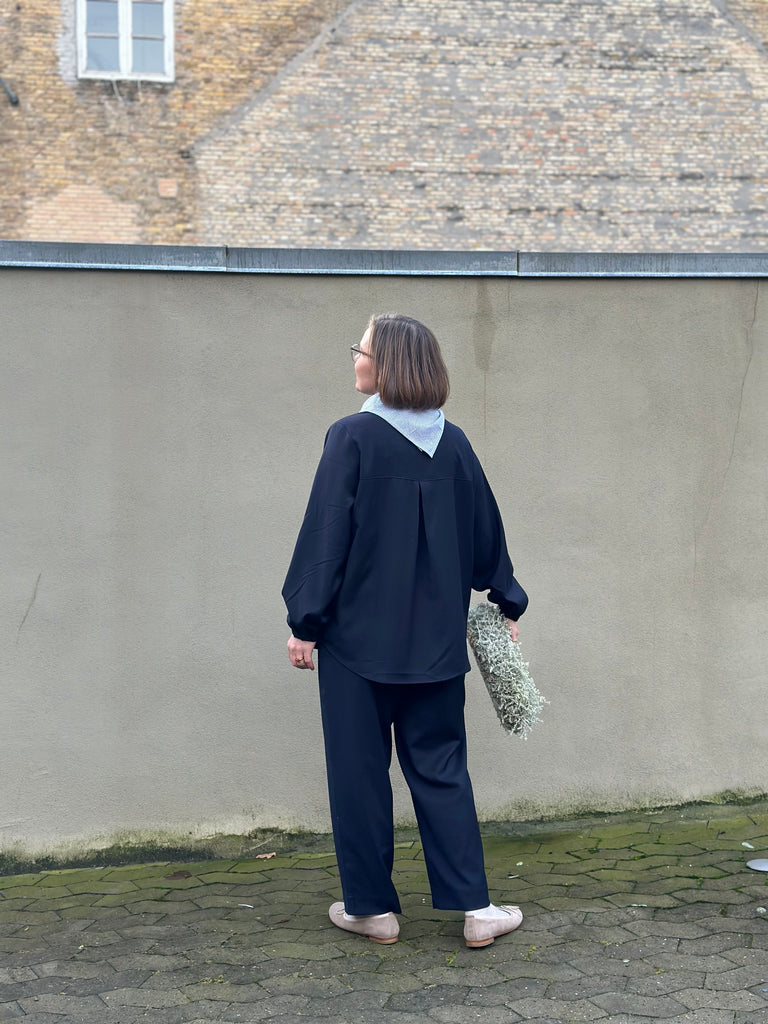 Frau - Madrid Wool Shirt - Dark Navy