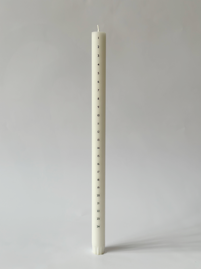 ÅBENLYS - Kalenderlys Ø2,2 cm - Sorte tal