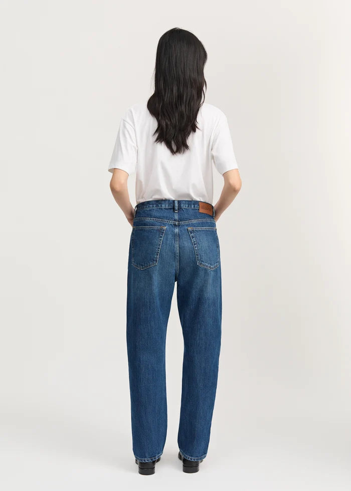 Aiayu - Collin Midwaist Relaxed Jeans - Worn Blue