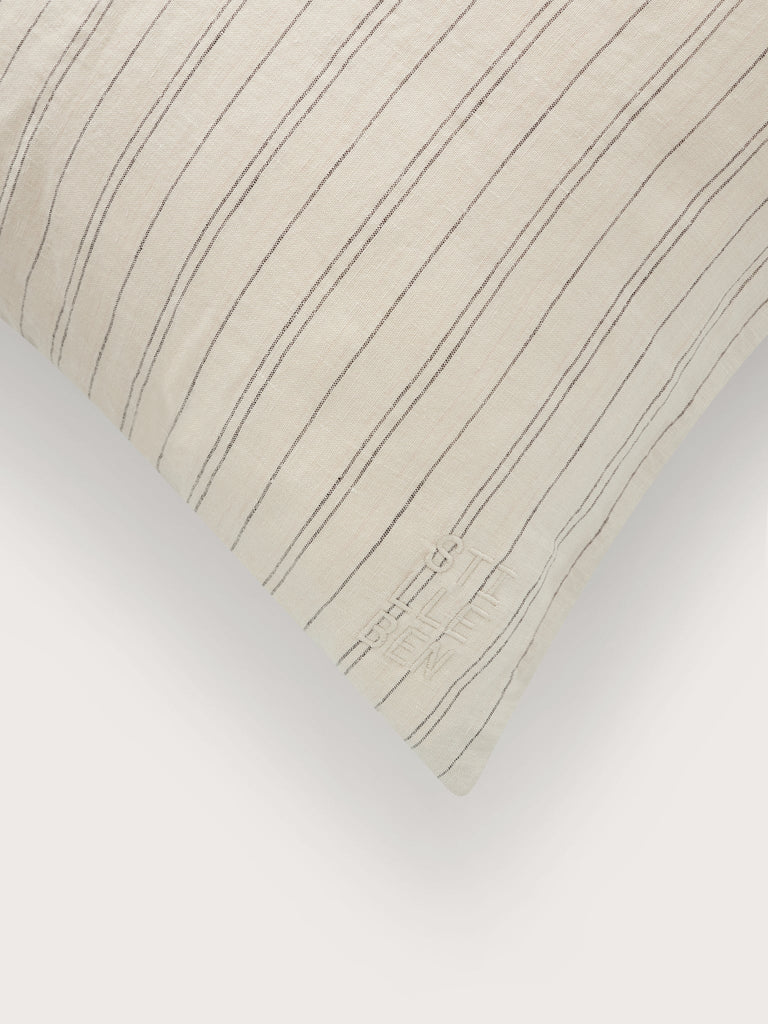 Stilleben - Pudebetræk - 65 x 65 - Striped Beige