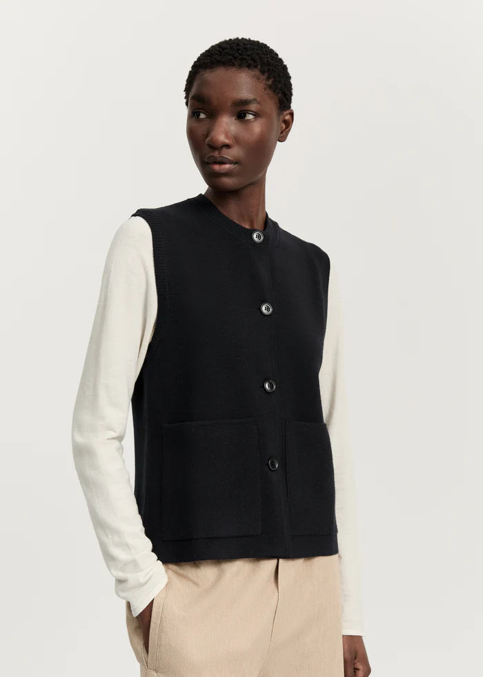 Aiayu - Elva Vest - Black