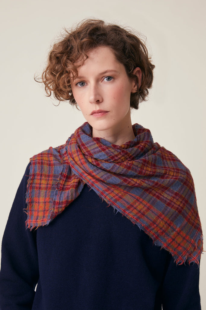 Moismont - Magda Scarf no. 793 - Velvet