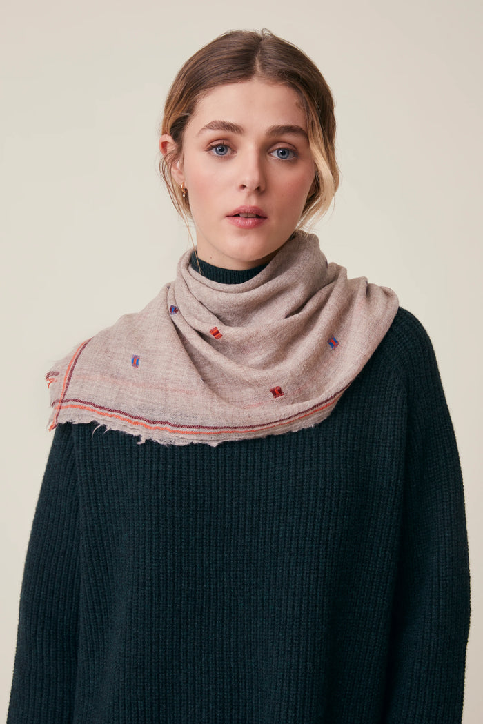 Moismont - Chelsea Scarf no. 815 - Cord