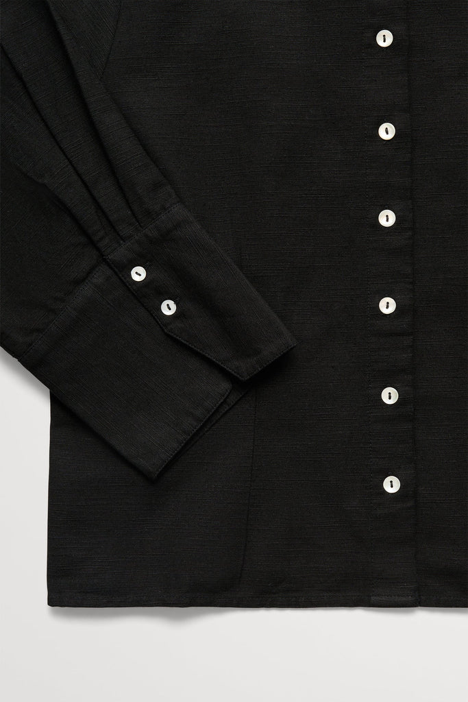 Skall Studio - Flair Shirt - Black