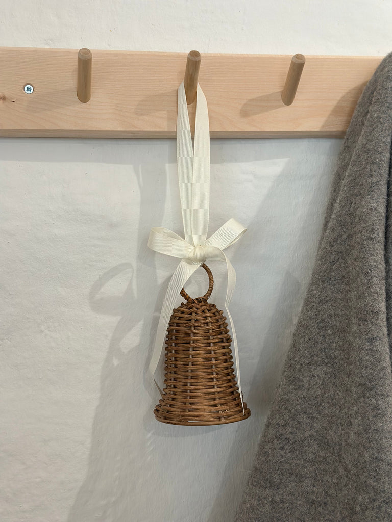 Klokke i Rattan