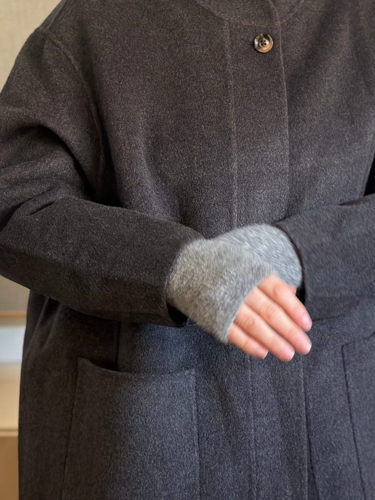 Sibin Linnebjerg - Mathilda Armvarmere - Dark Melange Grey