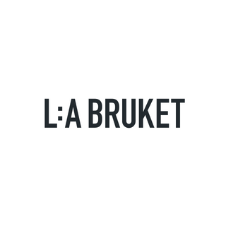 L:A BRUCKET