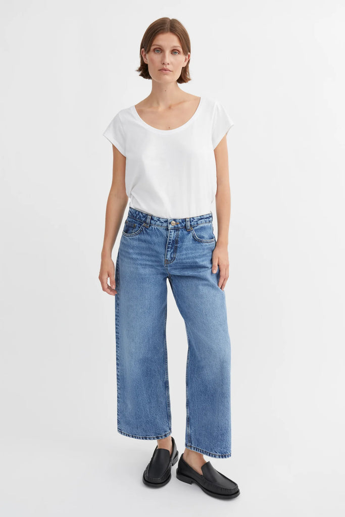 Skall Studio - Taylor Cropped Jeans - Worn Mid Blue