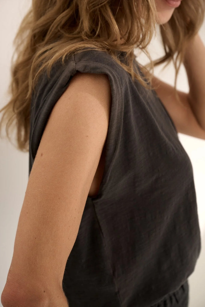 Moshi Moshi Mind - Accept Tank Top - Dark Grey