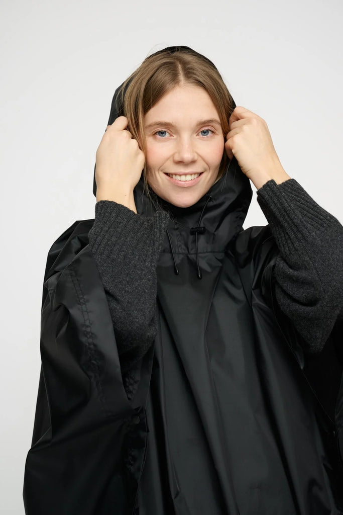 Moshi Moshi Mind - Regnponcho - Sort