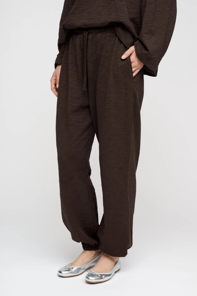 Moshi Moshi Mind - Zen Sweatpants - Dark Brown