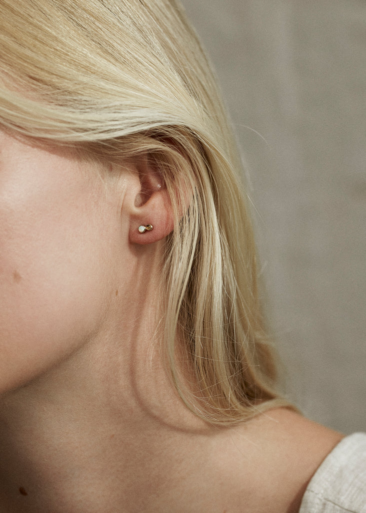 Trine Tuxen - Stud Opal - Gul Topaz